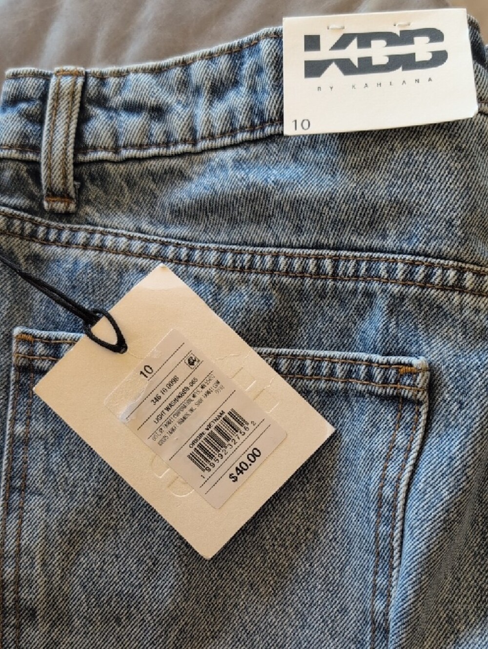 KBB Light Wash Denim Bermuda Shorts - Casual High-Rise Frayed Hem - Picture 3 of 7